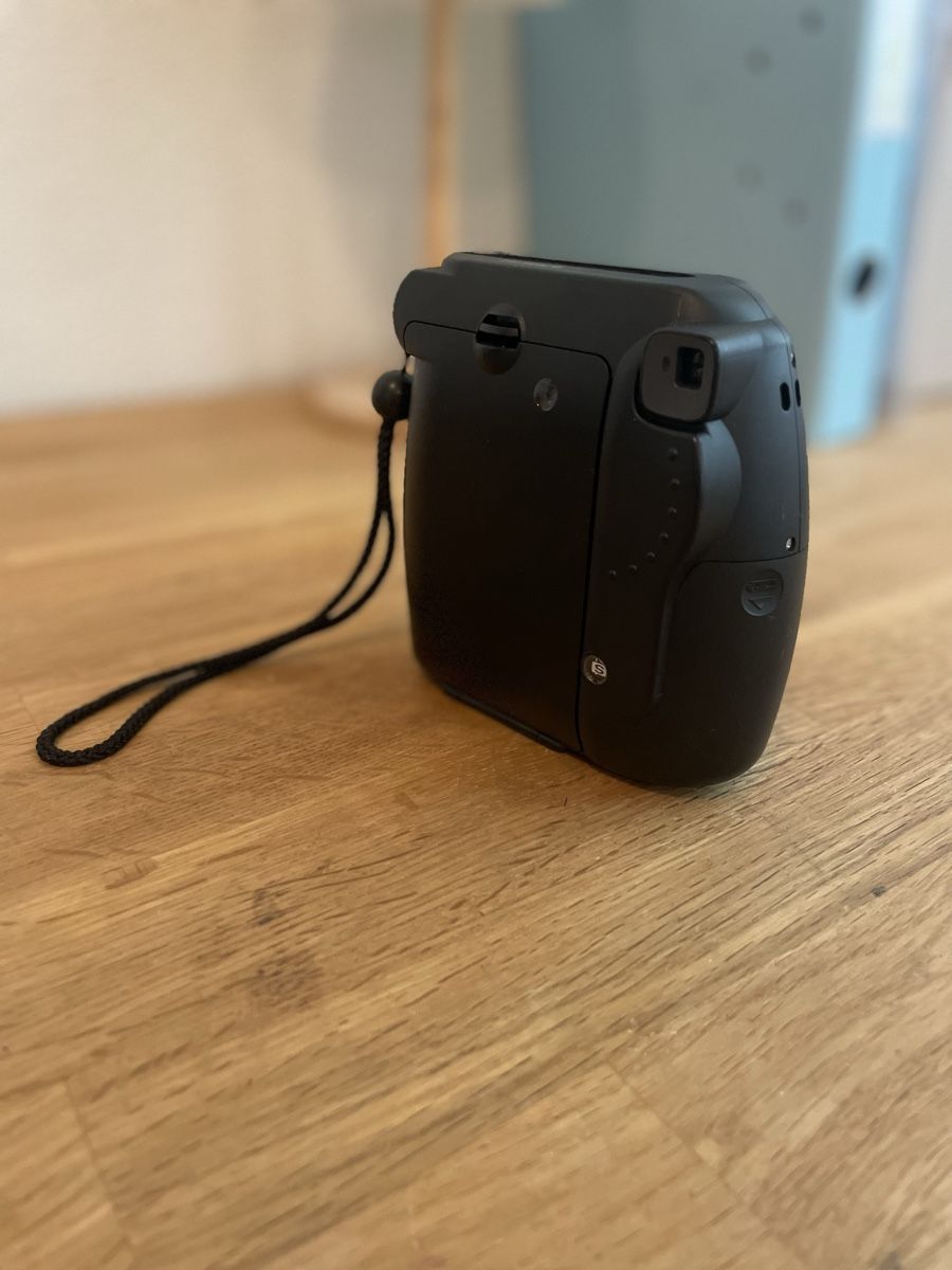 Fujifilm Appareil photo: Fujifilm Instax Mini 8 Kamera – D'occasion à Steinen par sandraulrich 2