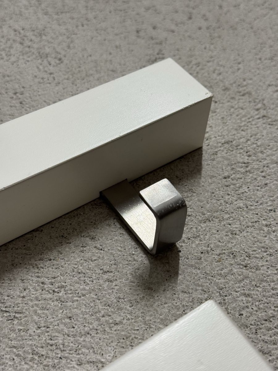 Ikea Guardaroba: IKEA TJUSIG Garderobenleisten – Usato da Widen venduto da mrglobetrotter01 3