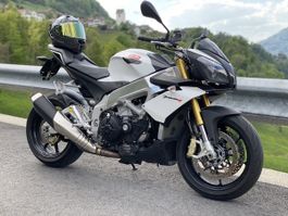 Top: Aprilia Tuono - nur 15982km