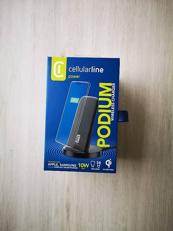 Caricabatterie: Cellularline Podium Wireless Charger 10W – Nuovo e nell'imballaggio originale da Ostermundigen venduto da danifdez