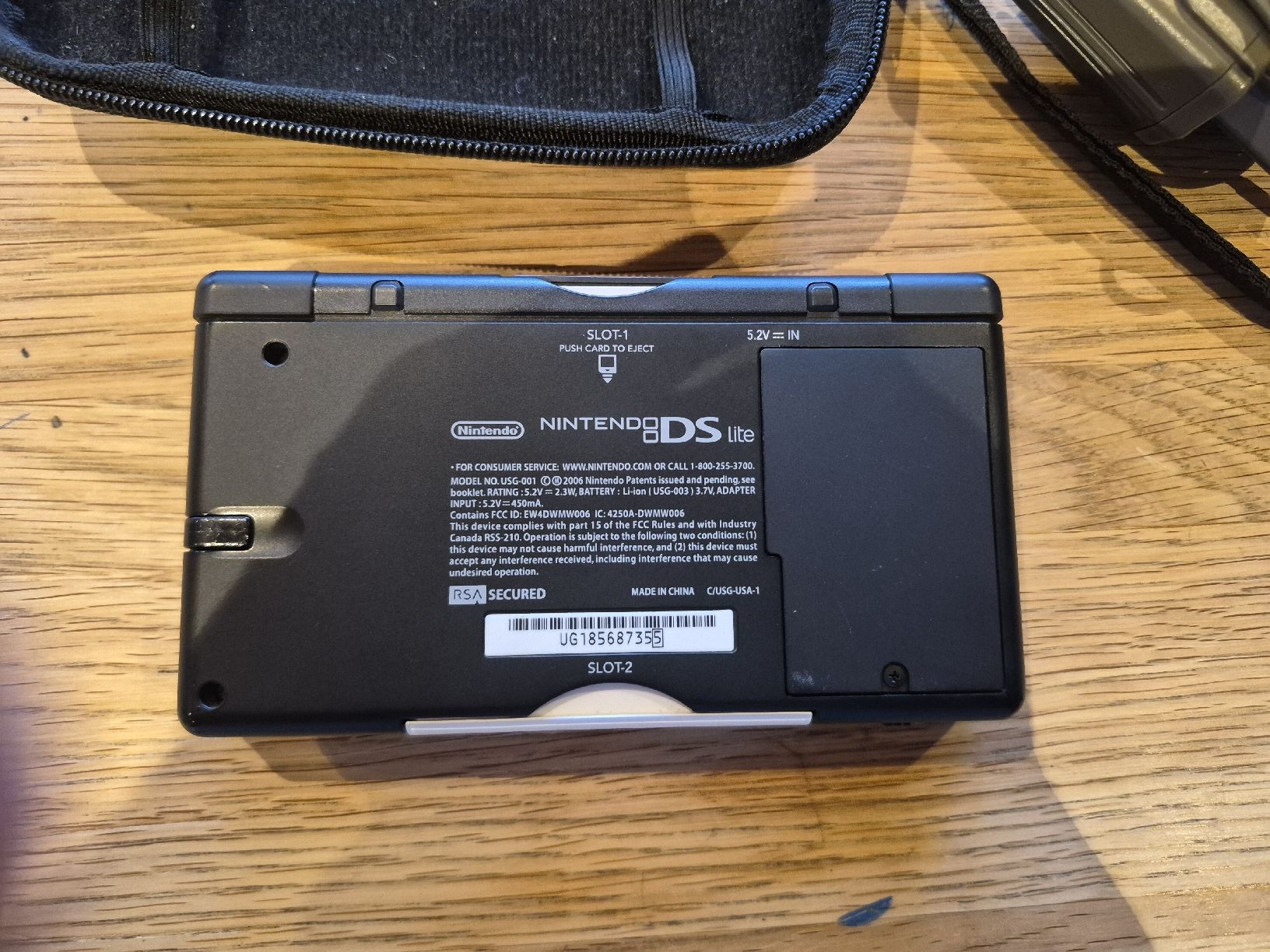 Nintendo Console: Nintendo DS Lite + Mario + Ladekabel – Usato da Oberegg venduto da kev_58s7 2