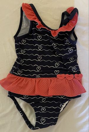 Baby Badeanzug mit integrierter Schwimmwindel
