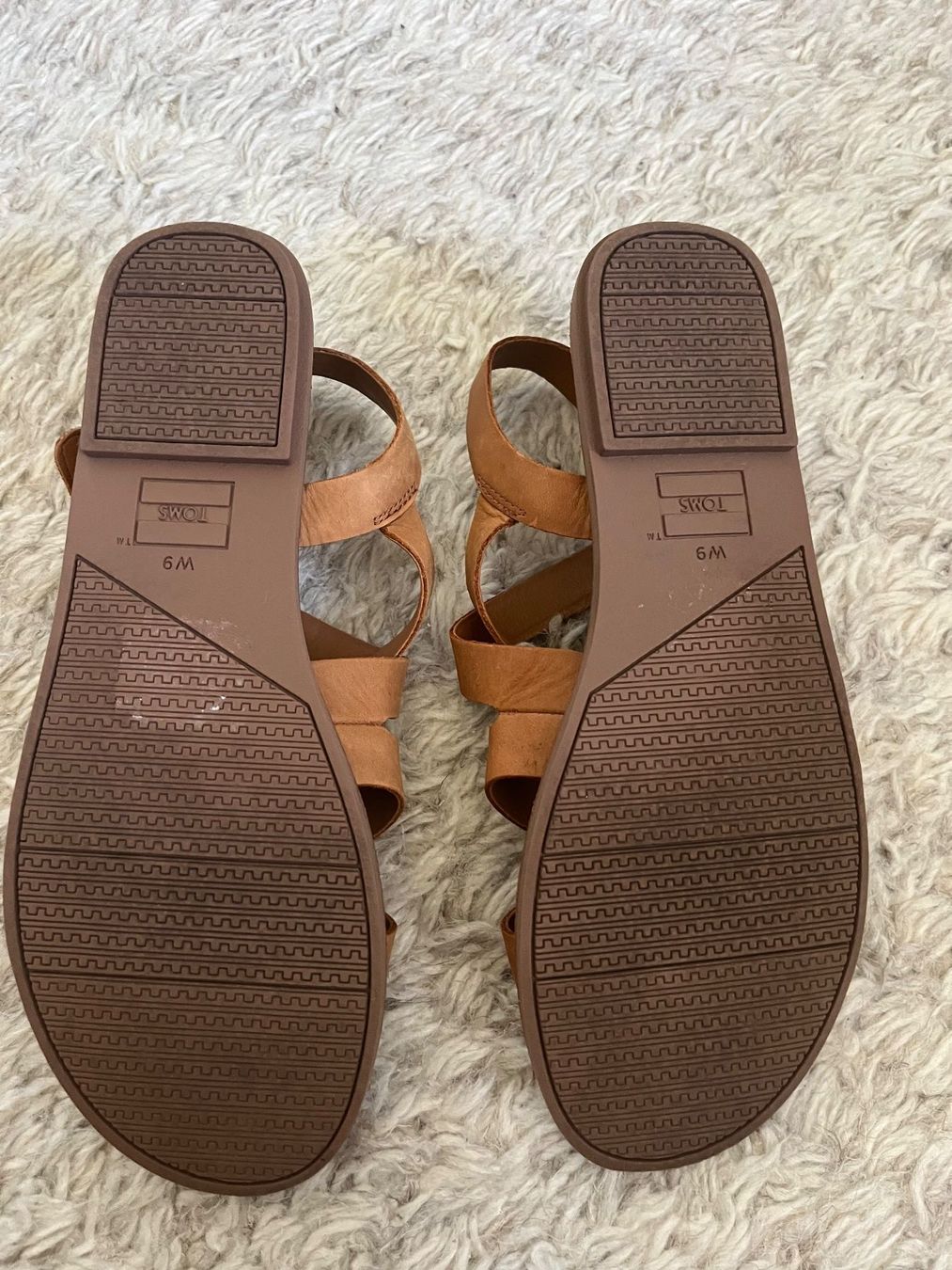 Toms Scarpe da donna: TOMS Ledersandale GR. 39.5/W9 – Usato da Utzenstorf venduto da Ismaele 4