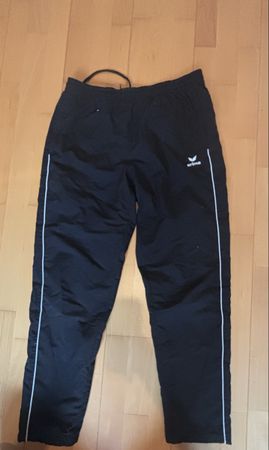 Erima Sporthose schwarz Grösse M, guter Zustand