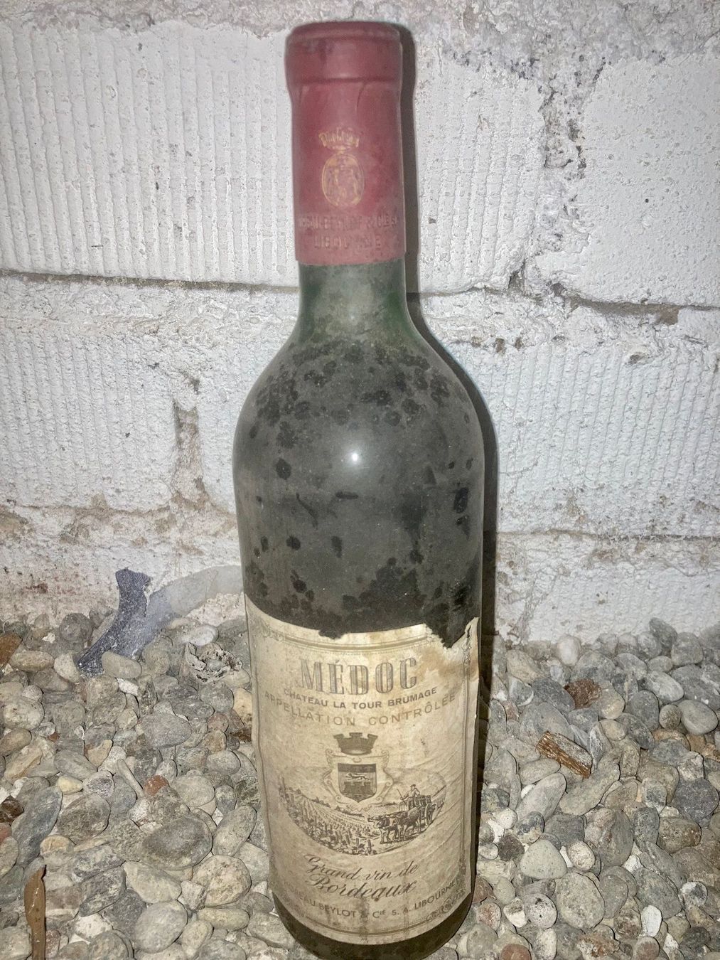 Vino: Château la Tour Brumage – Nuovo e nell'imballaggio originale da Bern venduto da Spomme