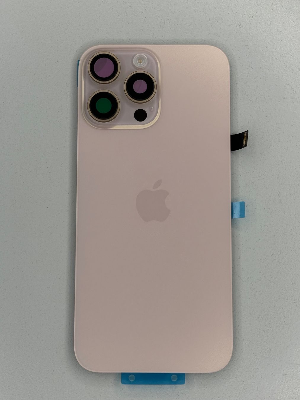 Apple Handys / Smartphones: Vitre Arrière pour iPhone 16 Pro Max avec NFC | Flash – Neu und originalverpackt aus Zug von ElPhone