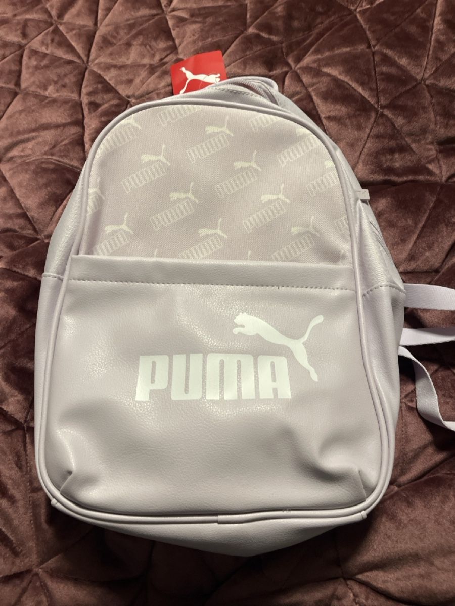 Puma Zaini: Puma Mini Backpack Lilac - Brand New with Tags! – Nuovo e nell'imballaggio originale da Richterswil venduto da mika141