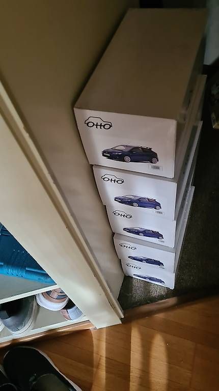 Voitures modèles: 5 FORD FOCUS RS MODELLAUTOS – D'occasion à Ittigen par ROCKY1964 1