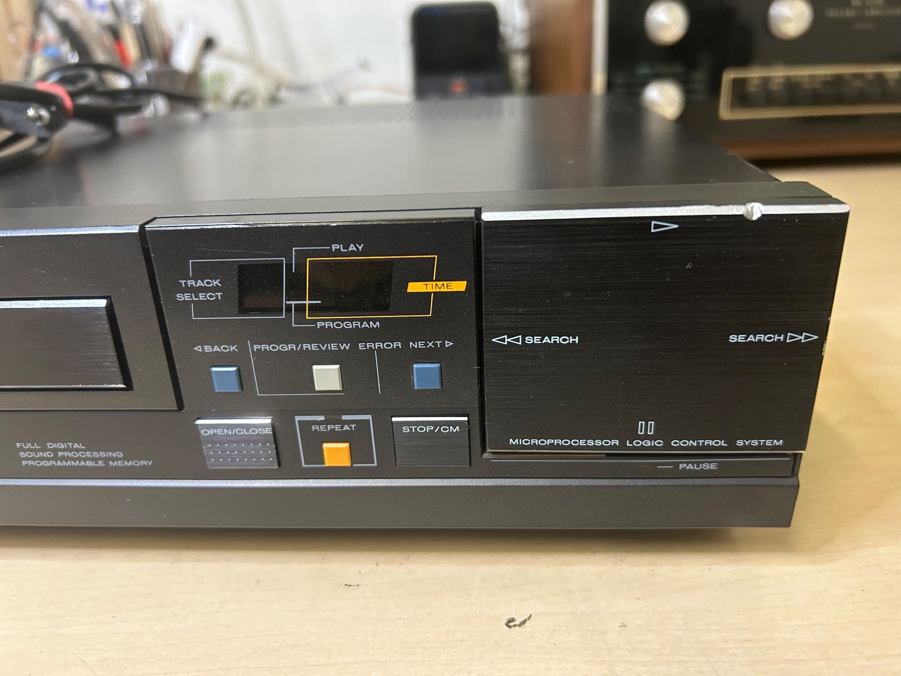 Philips Sistemi audio & multimediali: Philips CD104 – Usato da Baar venduto da AAT5 3