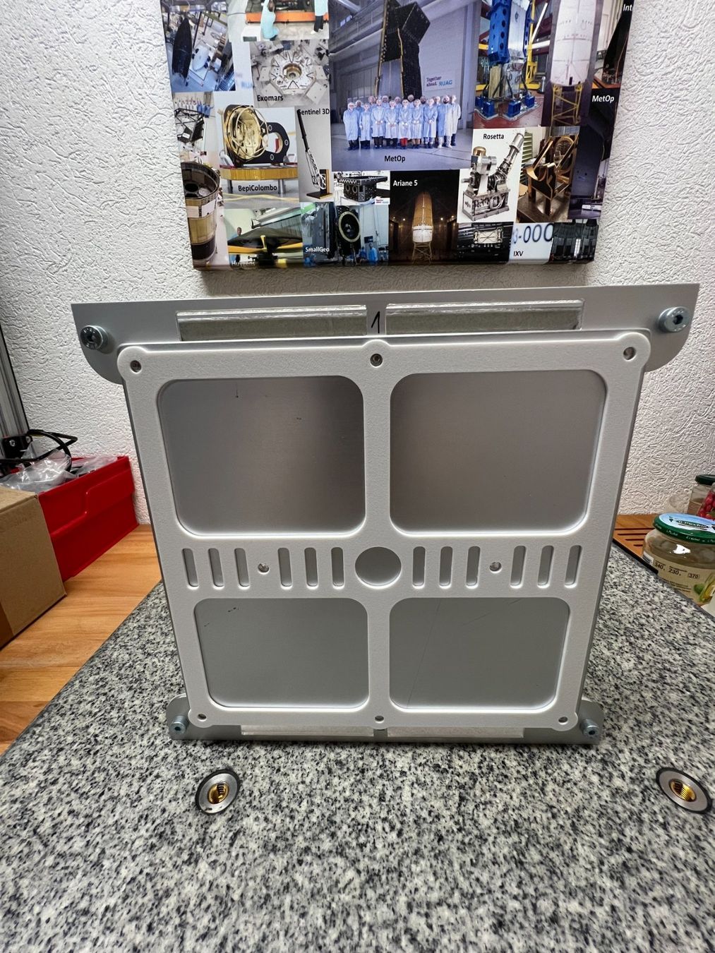 Supporti a parete: Computer - Wandhalterung, Mini-PC Wandhalterung – Nuovo (secondo la descrizione) da Rafz venduto da Froschi007 3