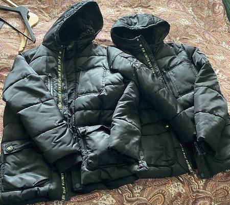 Top-Zustand Winterjacke Grösse 170 und 176