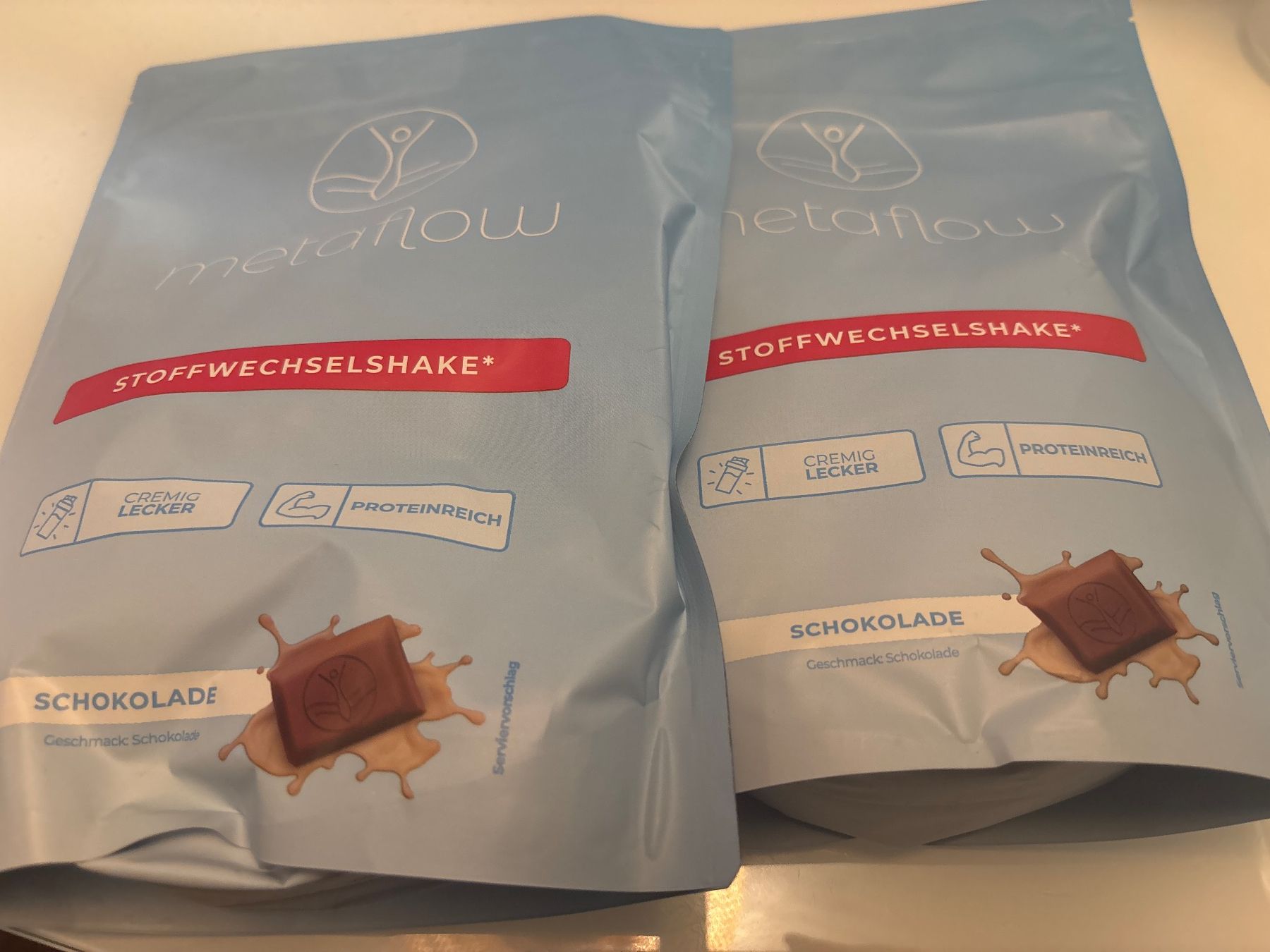 Aliments & Spécialités: Metaflow Shake – Neuf avec emballage d'origine à Rüfenacht par Esole20 1