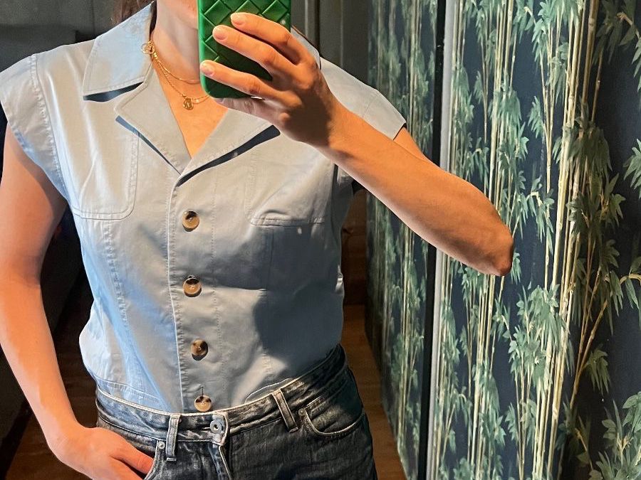Escada Camicette: Escada Blusehemd hellblau – Usato da Zürich venduto da sil_wx77 1
