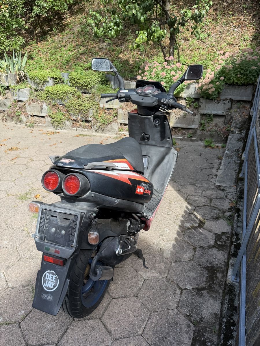 Aprilia Scooter: Aprilia SR50 Water Ditech – Usato da Langnau im Emmental venduto da bertoldo03 2