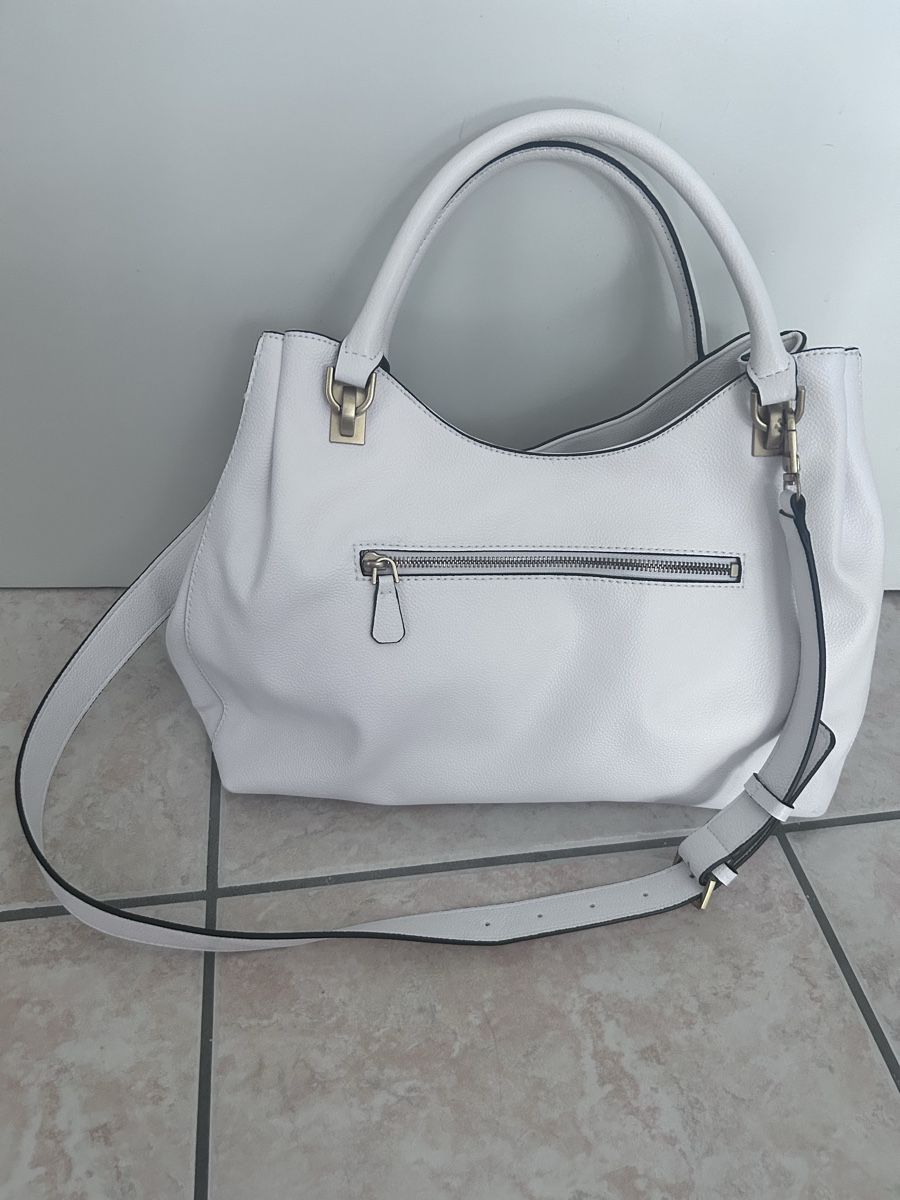 Guess Borse da donna: Borsa Guess – Usato da Cugnasco venduto da sd1520 1