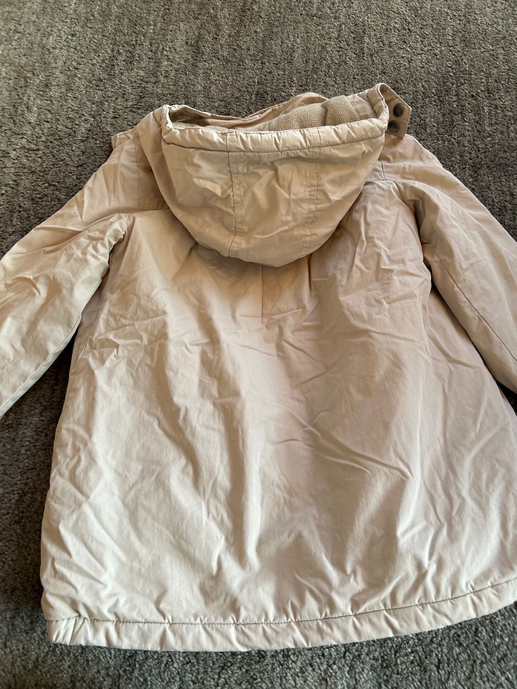 La Redoute Jacken & Mäntel: LaRedoute Mädchen Winterjacke 128 – Gebraucht aus Dottikon von cimar 3