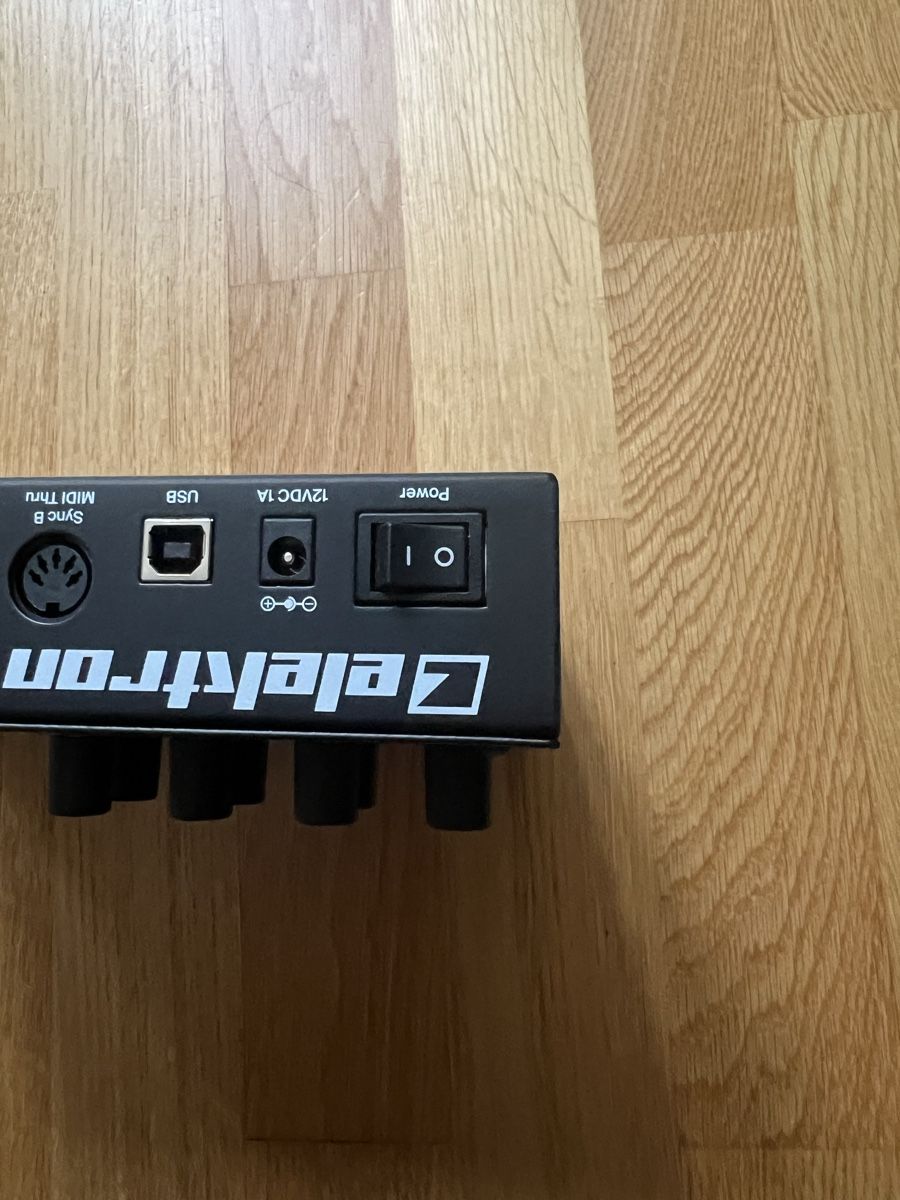 Elektron Strumenti musicali: Elektron Digitakt MK1 – Usato da Bern venduto da p.hugentobler 4