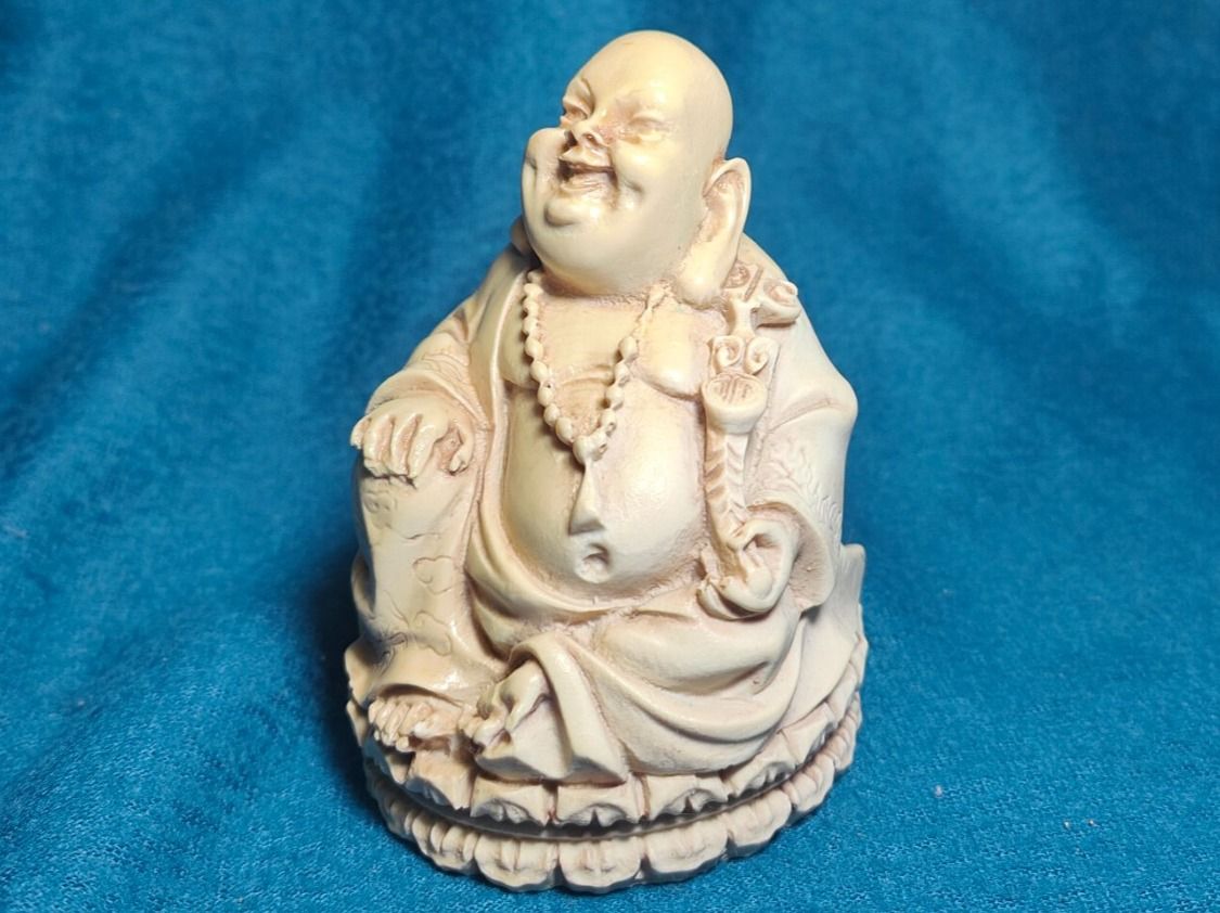 Skulpturen & Statuen: Buddha Figur (Nr. 27304) – Gebraucht aus Rothrist von SiddharthaMoon