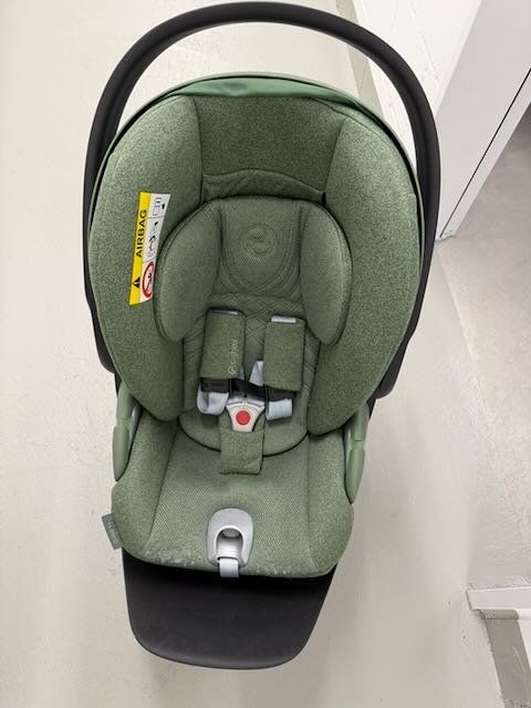 Cybex Auto-Kindersitze: Cybex Babyschale Cloud T i-Size Plus MIT Isofix T Base – Gebraucht aus Adligenswil von bwi_h8nr 1