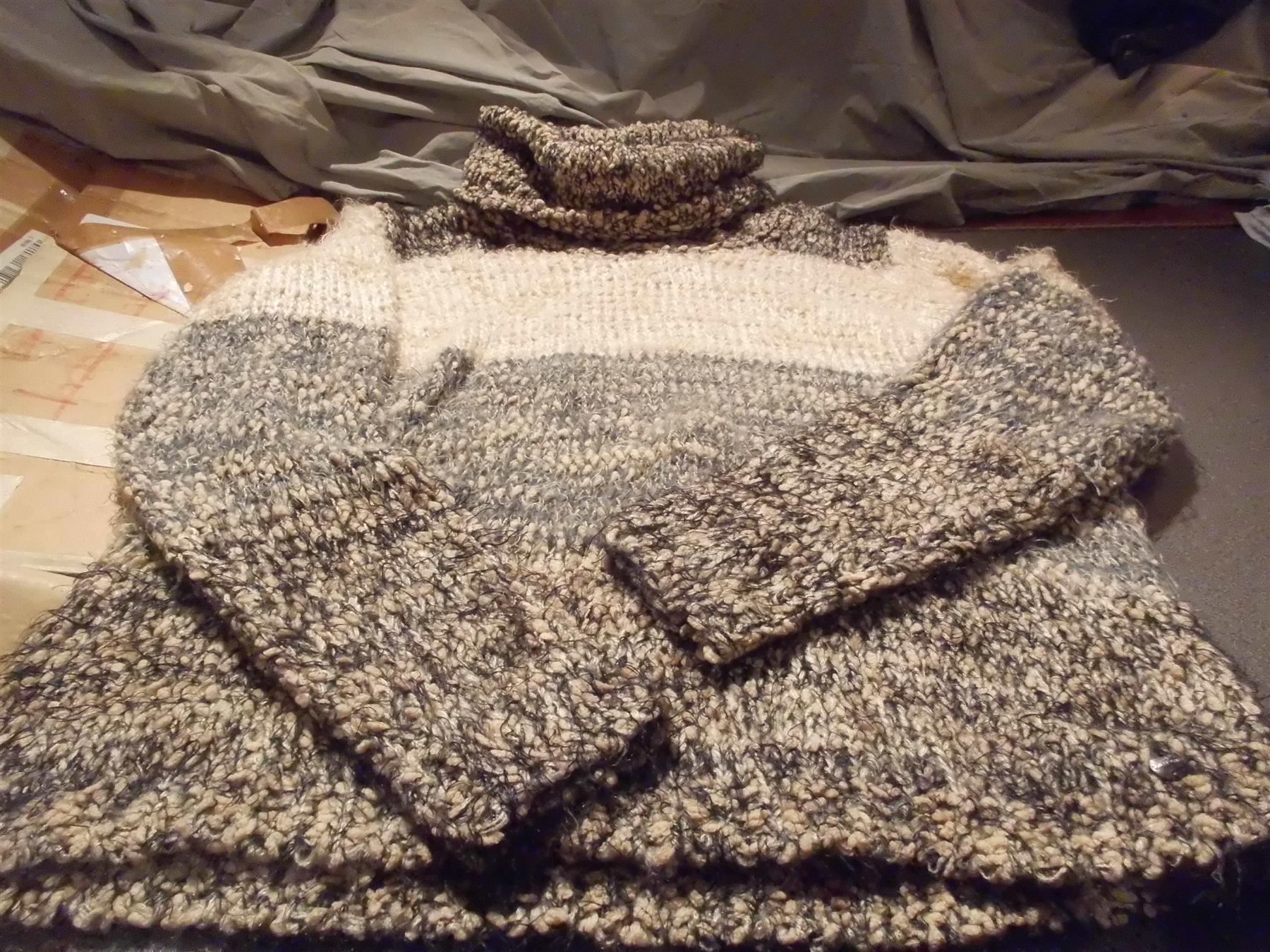 Maglioni & Felpe: Rollkragenpullover Grösse 40, Love's Tai – Usato da Zürich venduto da abraxas1291