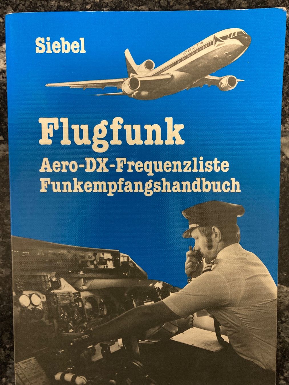 Livres: Flugfunk – D'occasion à Bassersdorf par SWISS77W