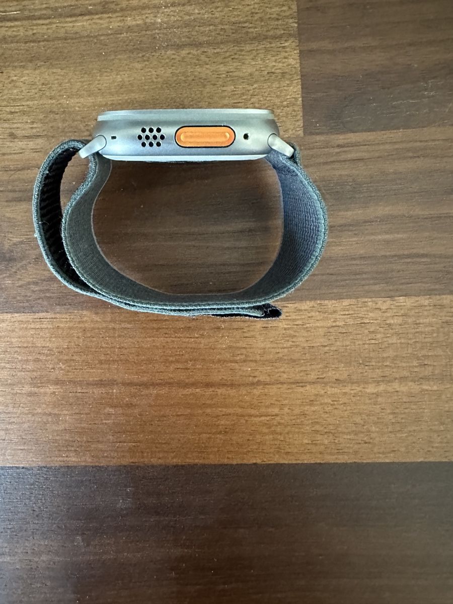 Apple Smartwatch: Apple Watch Ultra 2 mit 3 Bändern  – D'occasion à Zürich par lups21 3