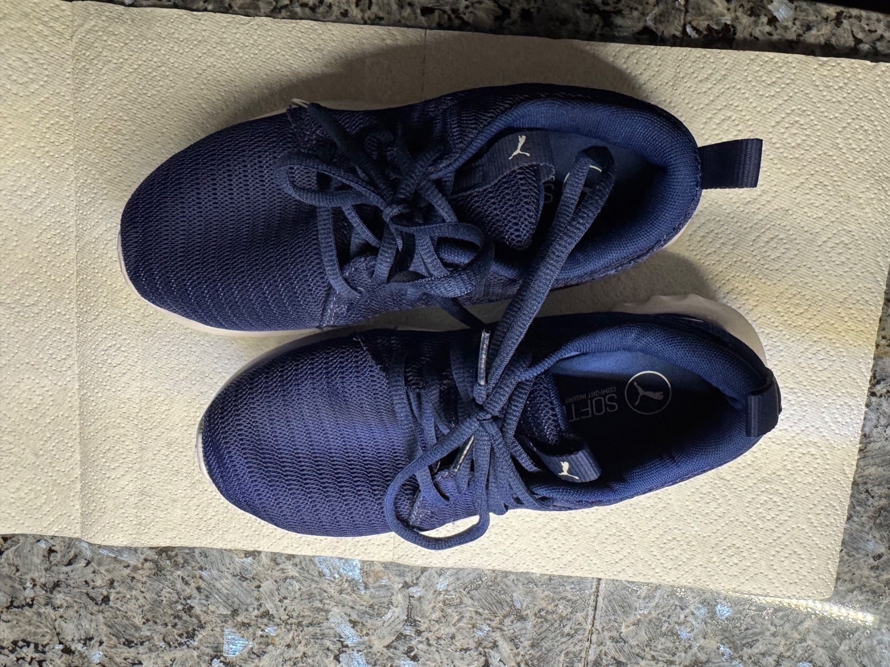 Puma Scarpe da donna: Sneakers Puma Softform blau neuwertig Gr.36 – Nuovo (secondo la descrizione) da Bronschhofen venduto da pgds