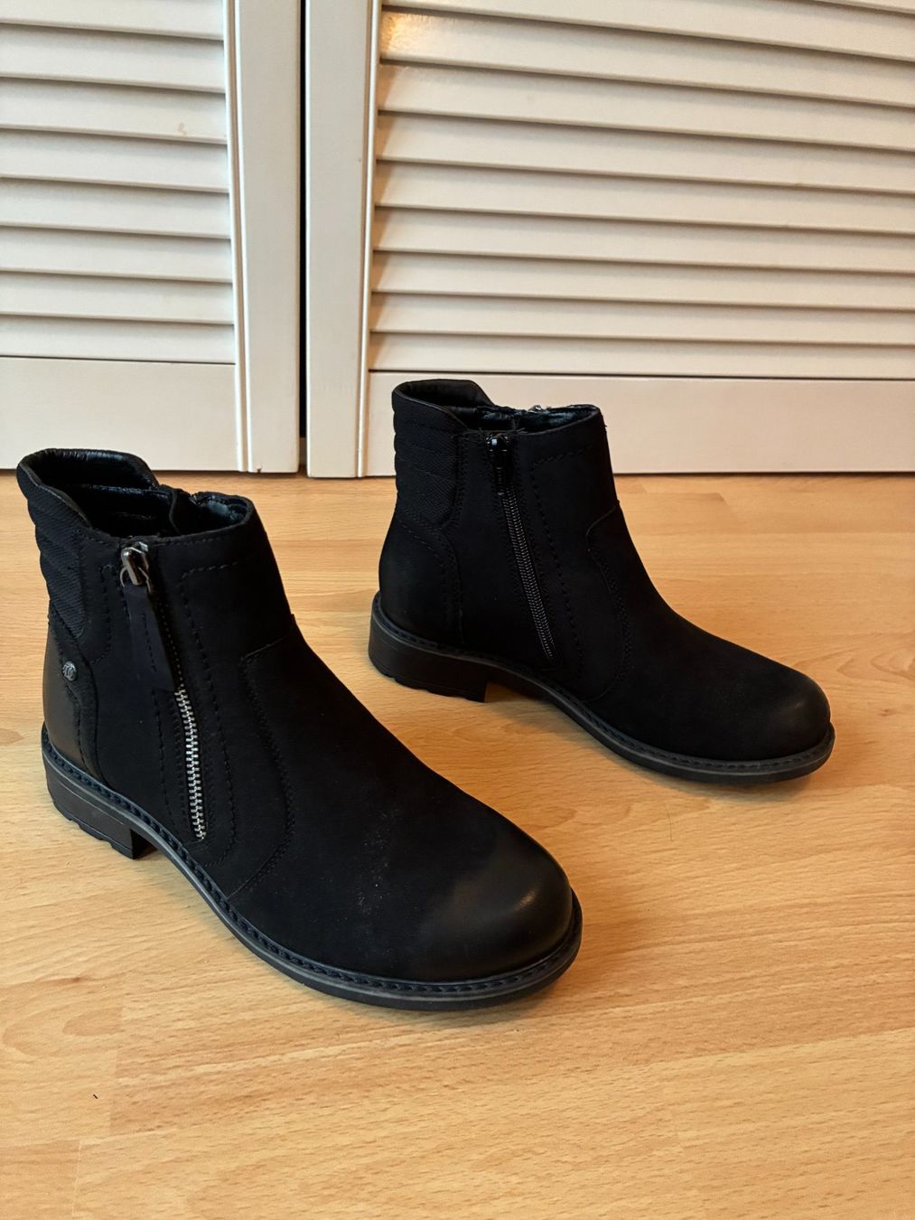 Scarpe da donna: Lederboots Gr.37 – Usato da Cormagens venduto da grizli13 6