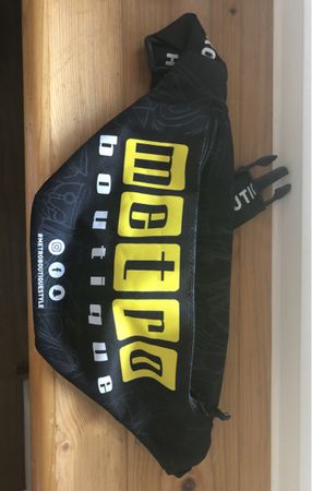 Stylische Bauchtasche "Metro Boutique"