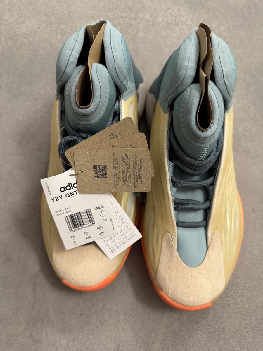 Adidas Scarpe da uomo: Adidas YZY QNTM – Nuovo e nell'imballaggio originale da Aproz (Nendaz) venduto da mar_2cr7 1