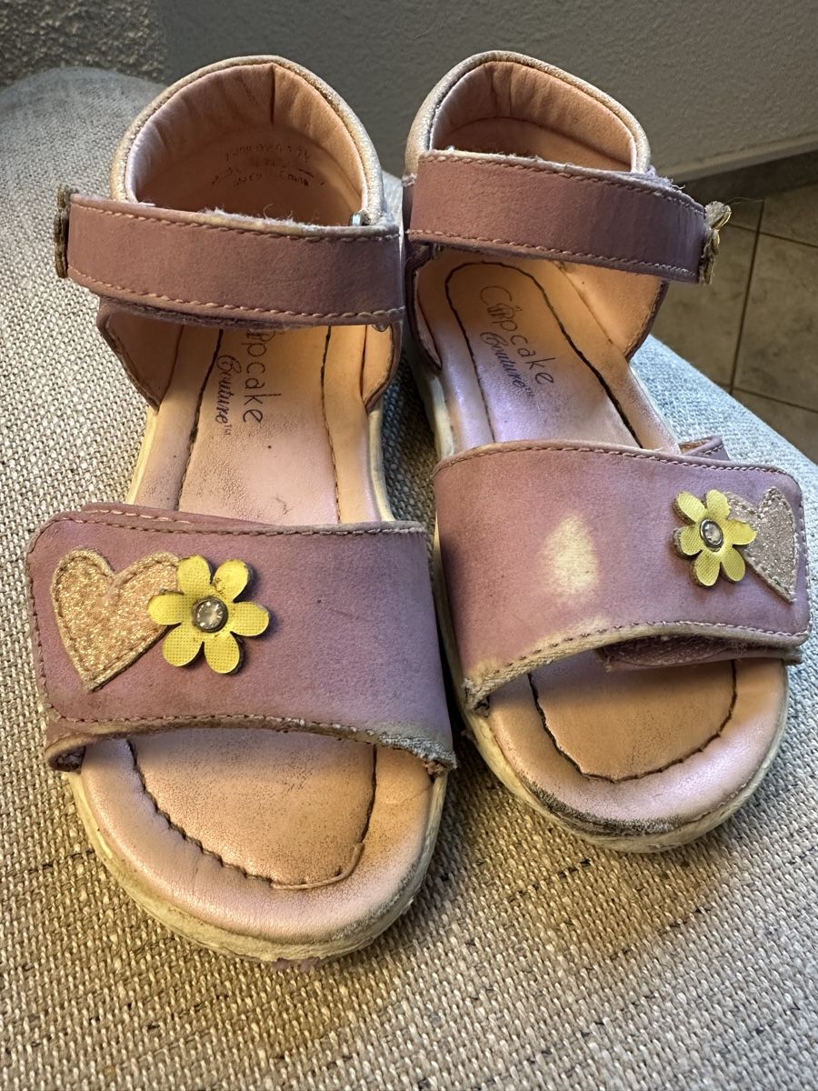Scarpe per ragazze: Sandalen Cupcake 24 – Usato da Birr venduto da YMCA123