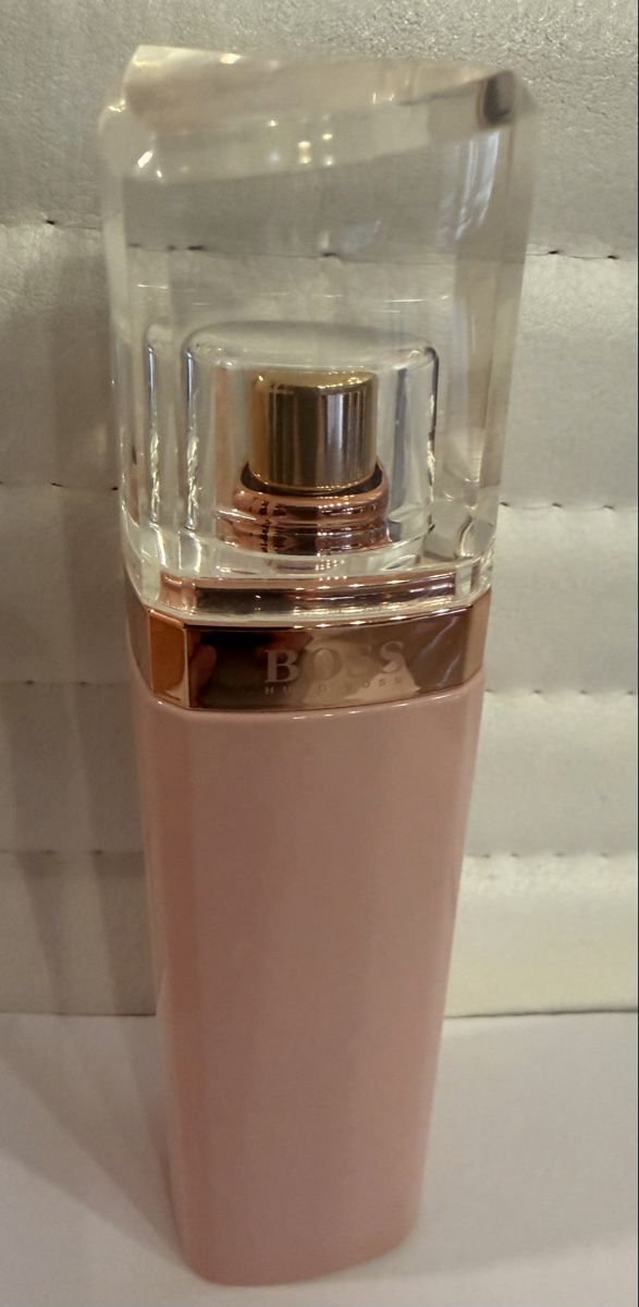 Hugo Boss Profumi & Eau de Toilette: Hugo Boss Parfum 50ml Damenduft – Usato da Luzern venduto da STEBO_1834