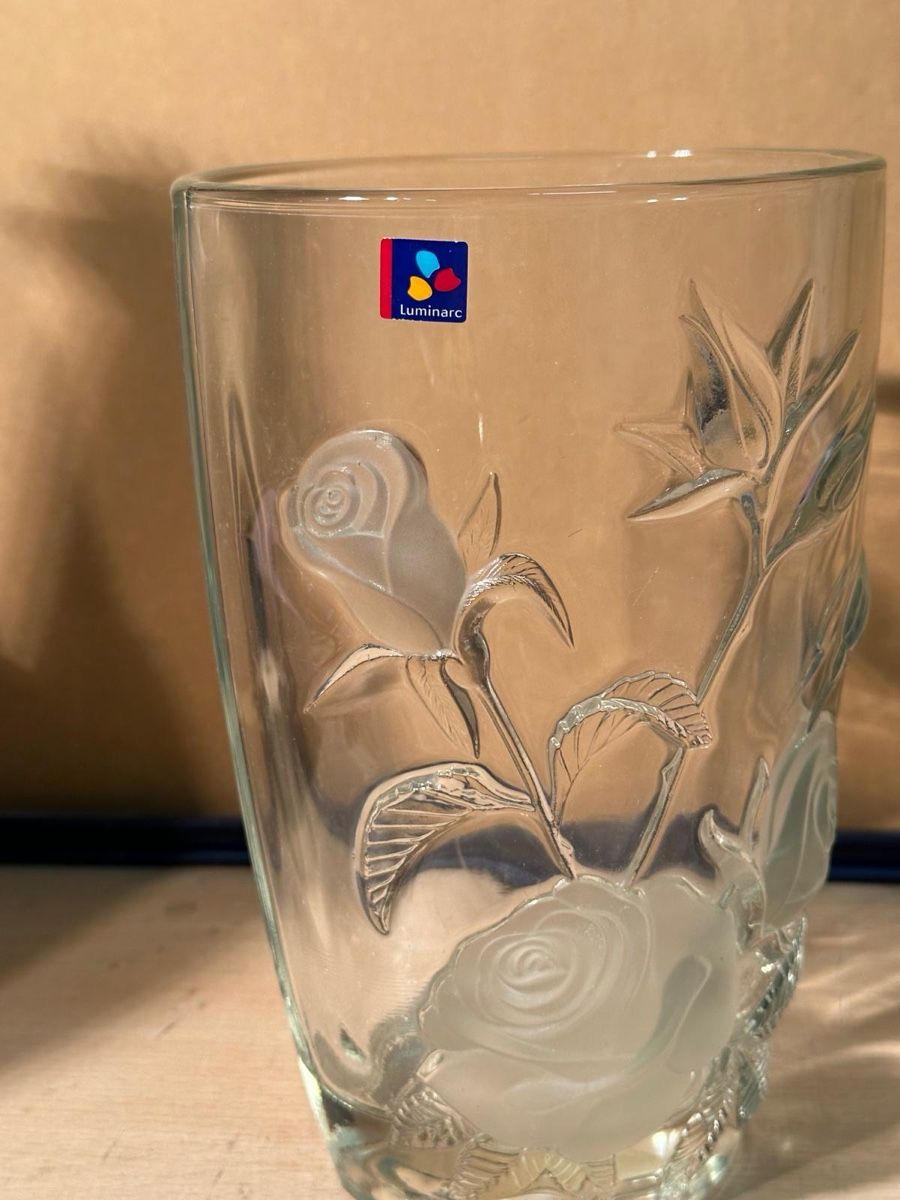Bicchieri: Luminarc Glass with Rose Design - Elegant Drinkware – Usato da Lausanne venduto da vas_cdb2