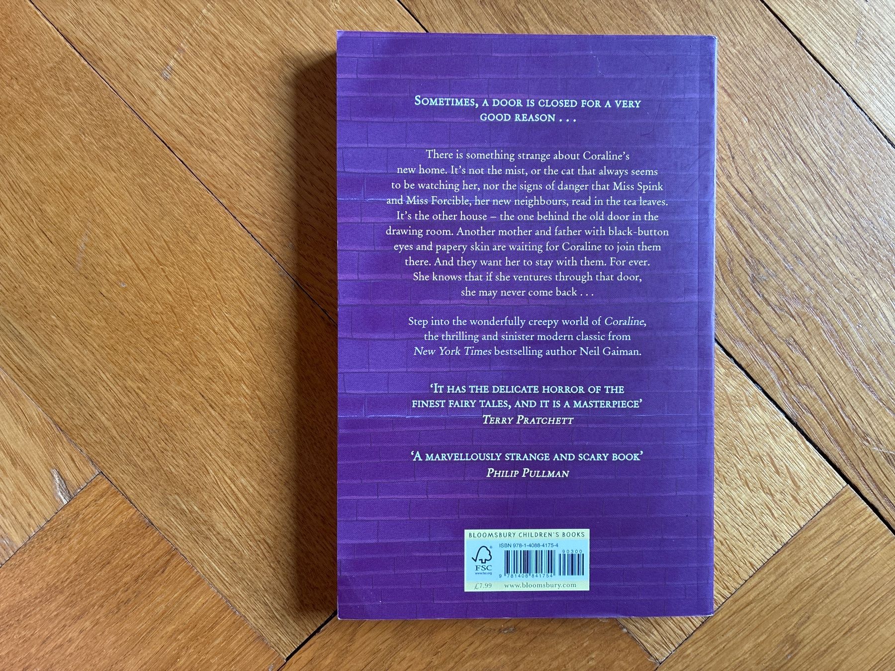 Libri: Coraline Neil Gaiman – Usato da Zollikon venduto da mythenschloss 1