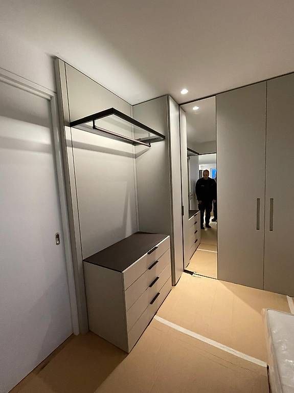 Vestiti: hochwertige Lema Ankleide – Usato da Widnau venduto da M.Rohner 2