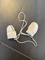 Baby Fäustlinge gestrickt mit Band beige 1-6M