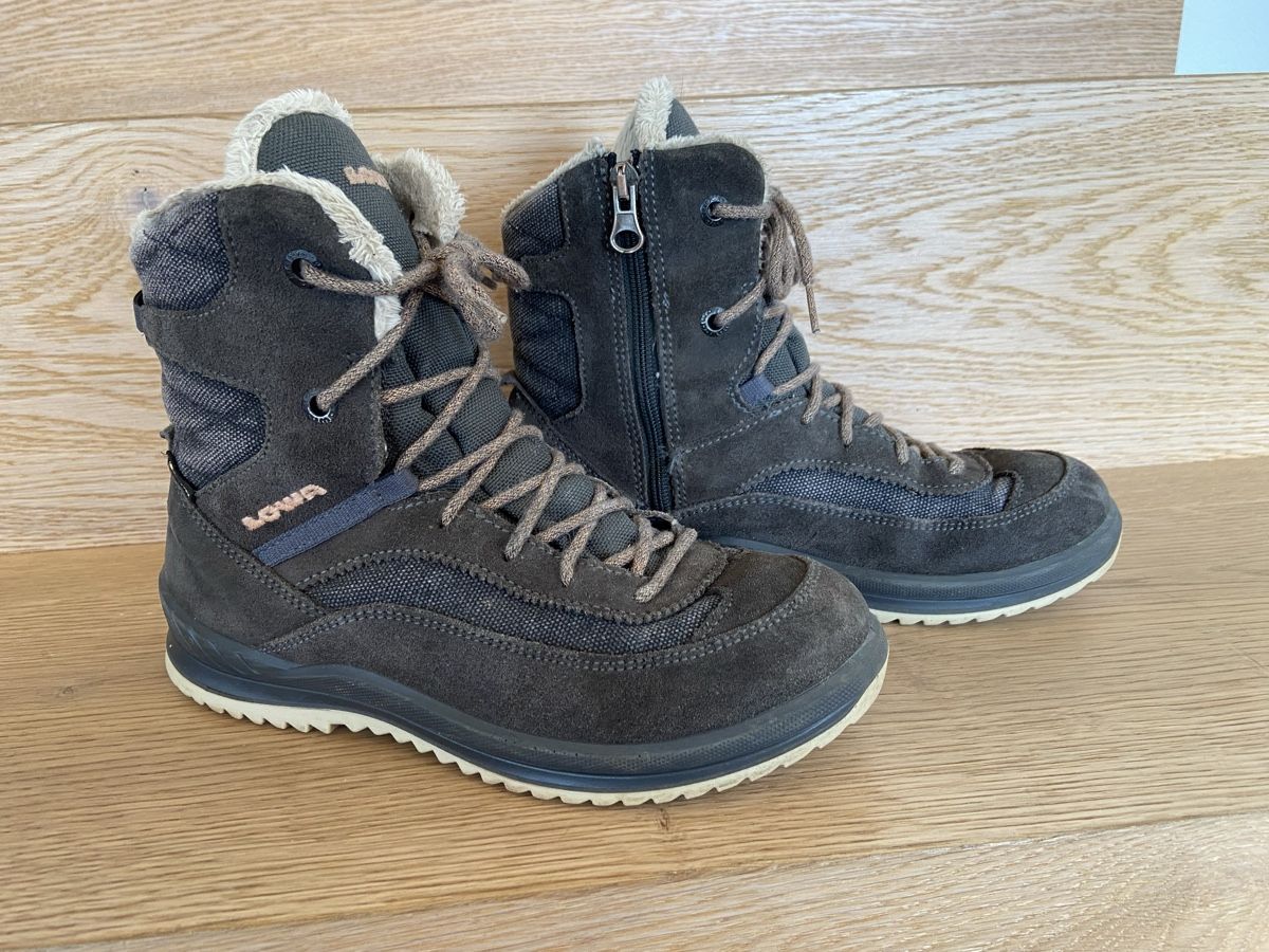 Schuhe für Jungen: Winterschuhe Gr. 35 – Gebraucht aus Lützelflüh-Goldb von N.H. 2
