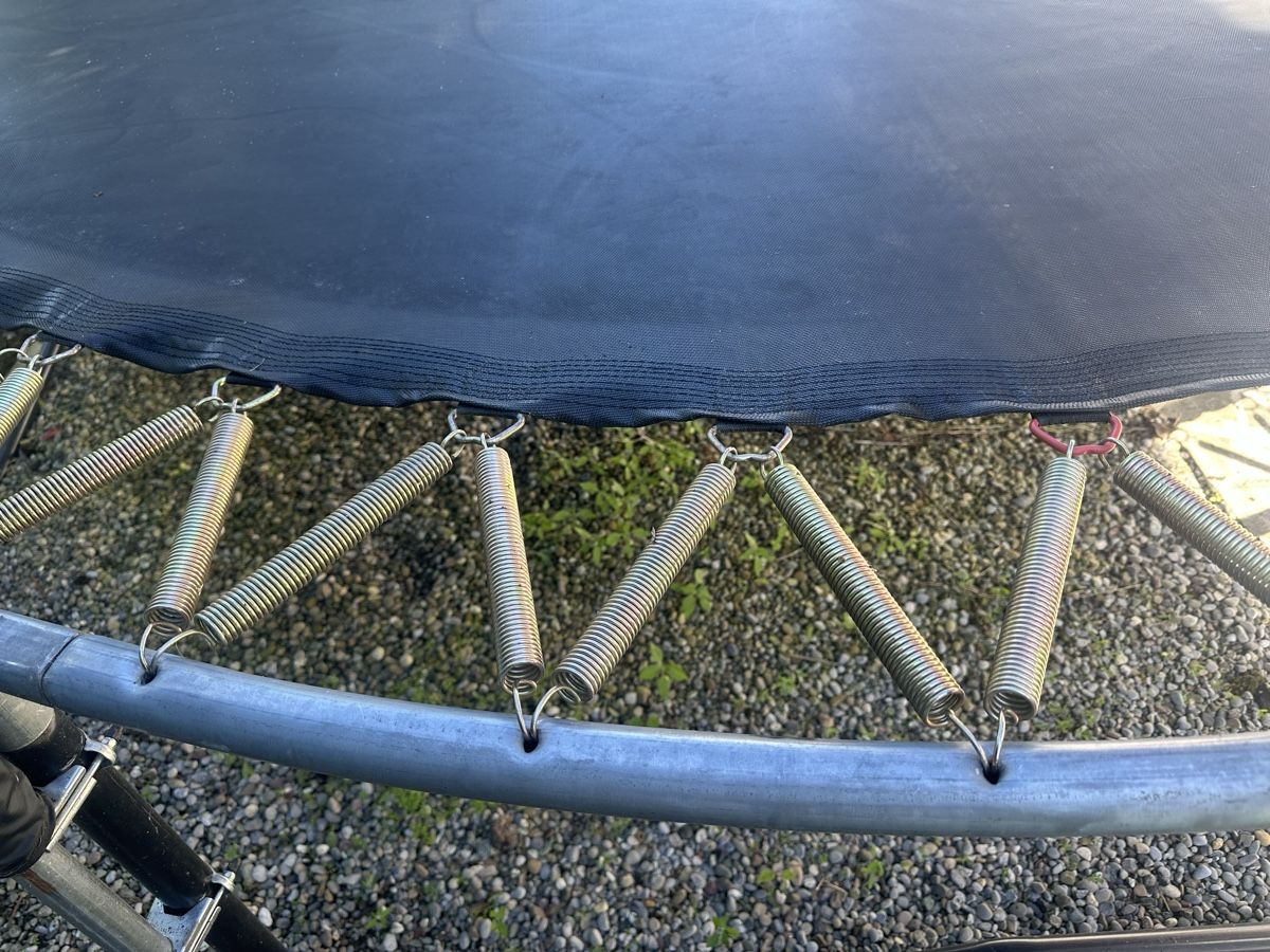 Trampoline: Trampolin Berg 380 cm – Gebraucht aus Uster von Fidelio08 1