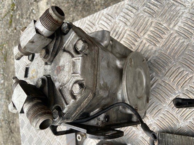Porsche Tutti pezzi di ricambio auto: Klimakompressor zu Porsche 911 G-Modell – Usato da Hedingen venduto da mg1948_er