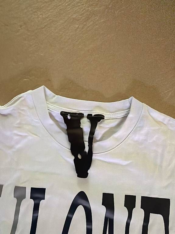 T-shirt: T-Shirt – Usato da Pfäffikon ZH venduto da gattomatto 2