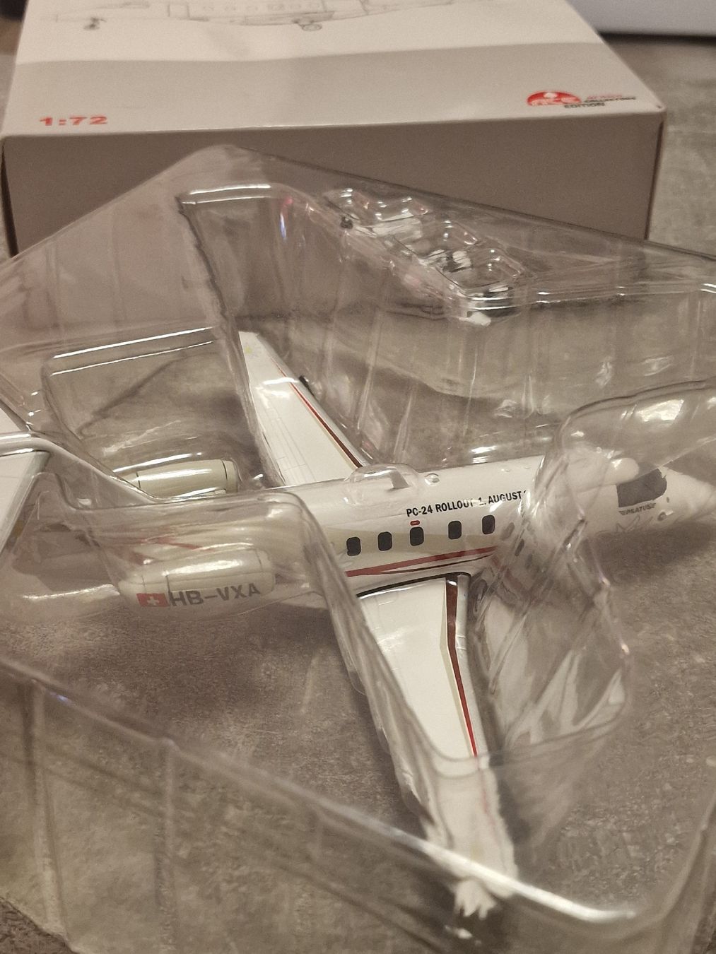 Kit di modellismo & Modellini statici: Pilatus PC-24 arwico Flugzeugmodell  – Nuovo e nell'imballaggio originale da Herzogenbuchsee venduto da ioa_zcm6 1