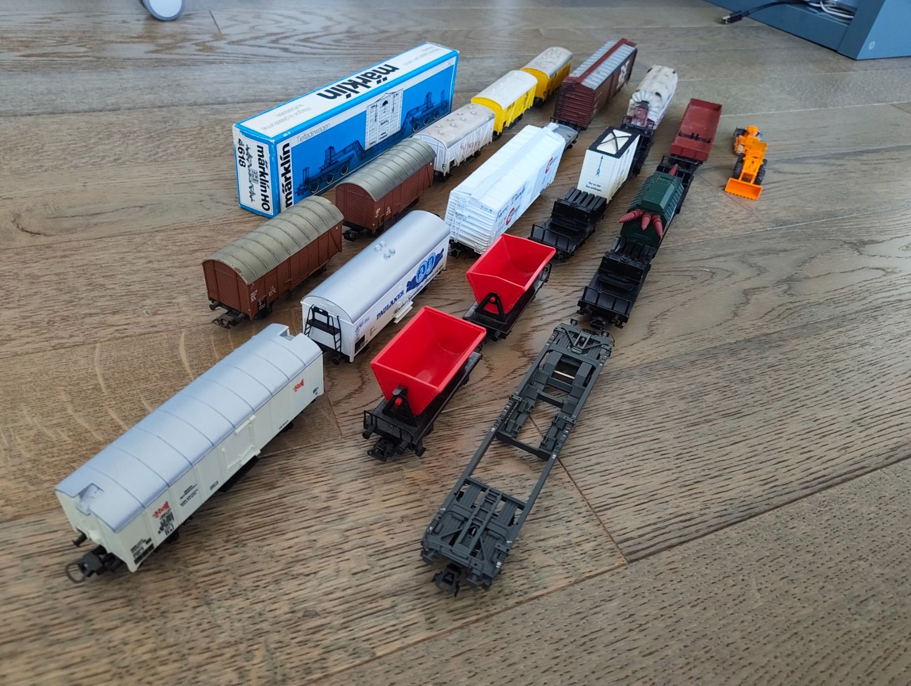 Märklin Trains électriques: Güterwagen Set (17 Stück) – D'occasion à Lonay par que_6phm 2
