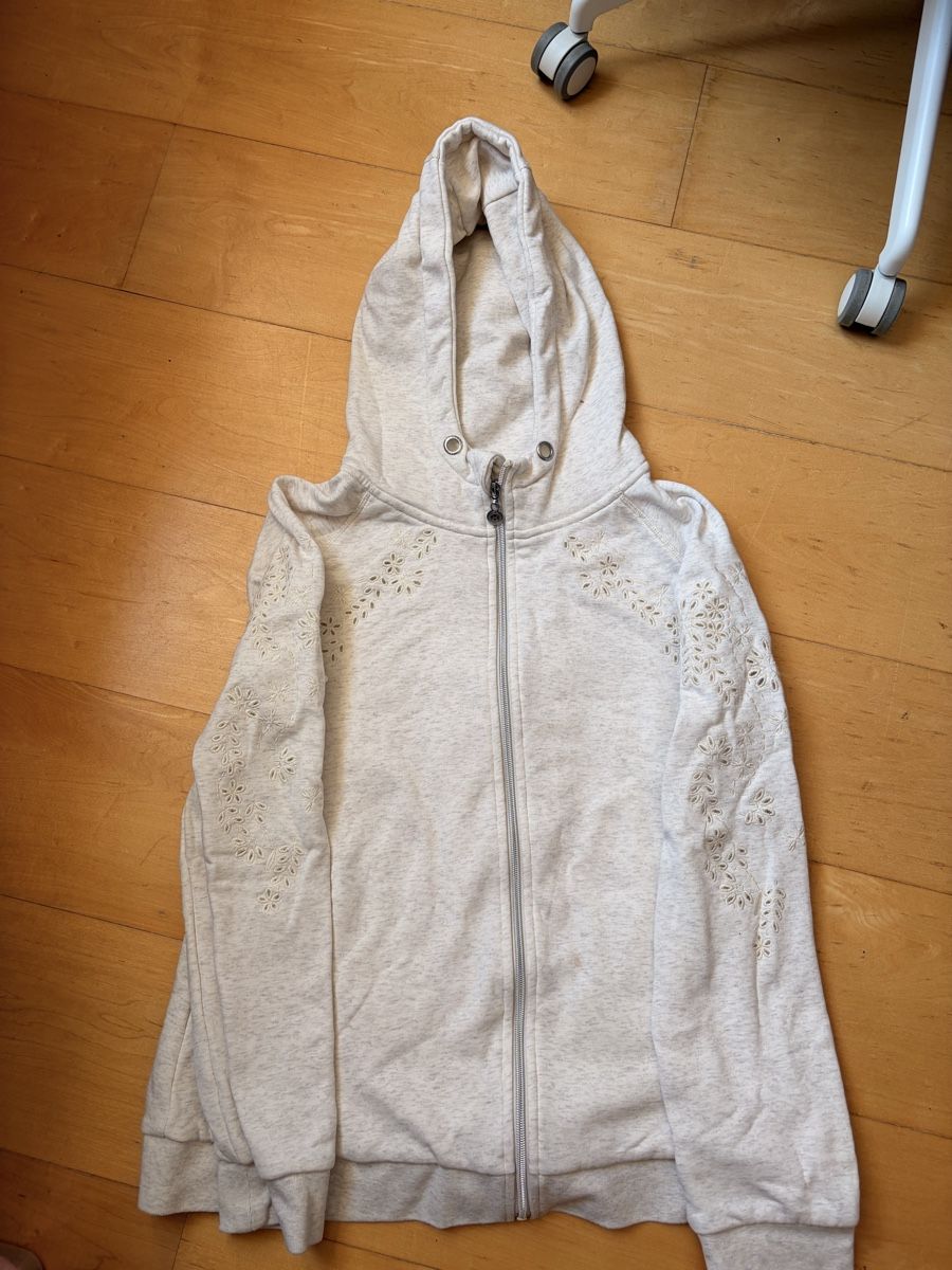 Pulls & Sweat-shirts: Jaquette Harcour  – D'occasion à Lavigny par Lea_9rxv