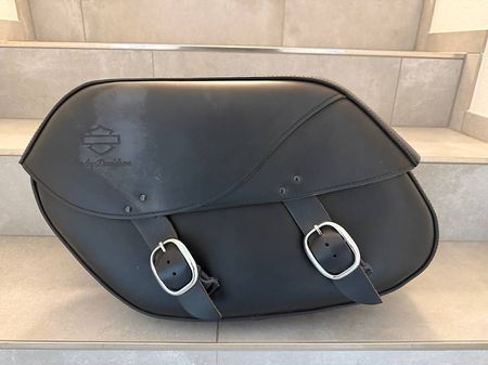 Satteltaschen für Harley Davidson Street Bob