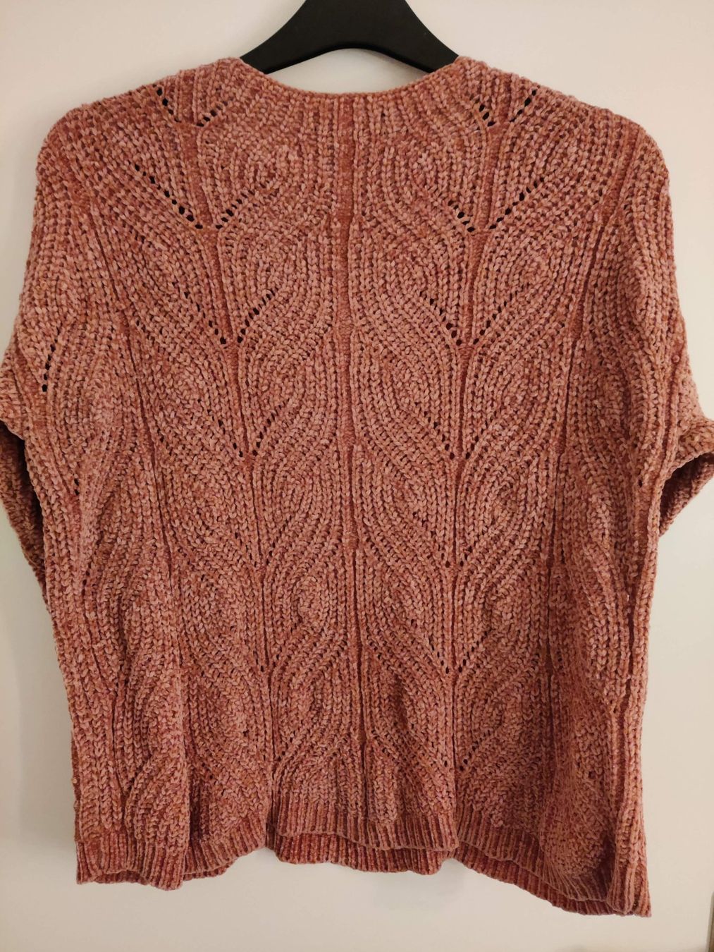 Stradivarius Maglioni & Felpe: Flauschiger Strickpullover, Gr. S-M – Usato da Birmensdorf ZH venduto da Nebuliane 2