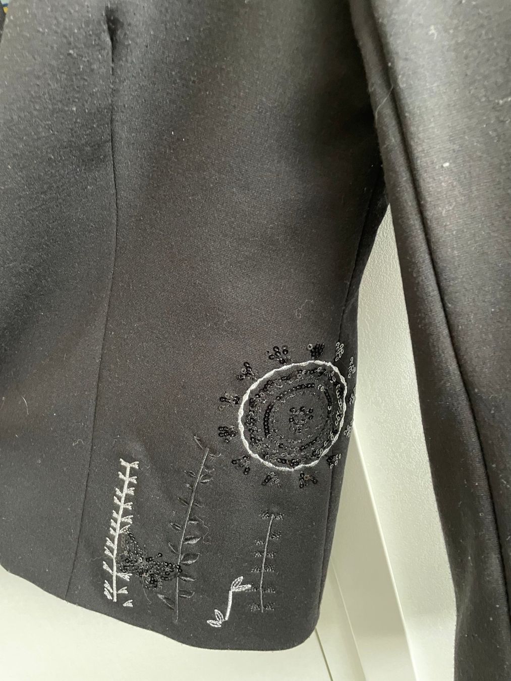 Desigual Giacche: DESIGUAL - Elegant Black Blazer – Usato da Chiasso venduto da Er_Mon 3