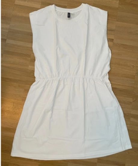 Lotti di vestiti: Kleiderpaket Damenmode, Grösse L-XL – Usato da Niederuzwil venduto da guel28 8