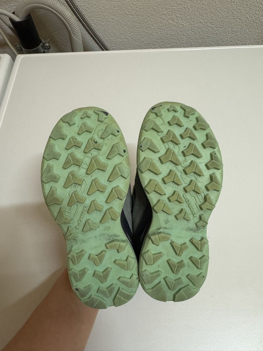 Lowa Schuhe für Jungen: Schuh Lowa – Gebraucht aus Ringgenberg BE von AnisWoe95 1