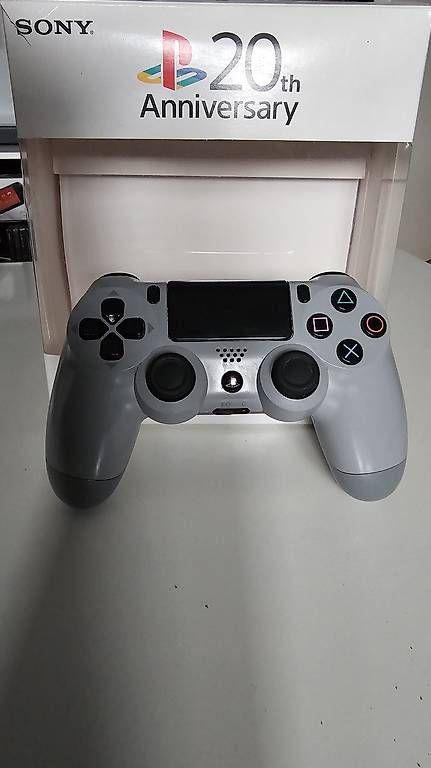 Sony Controller: Sony PS4 Dualshock 4 - 20th Anniversary -  OVP! – Gebraucht aus schaan von Used_Good 2