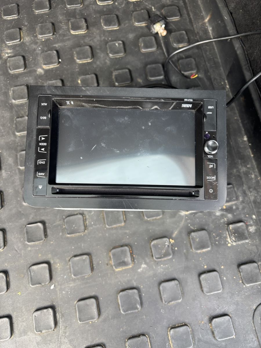 Radio: Autoradio Navigationssystem Touchscreen – Usato da Grosswangen venduto da ASH1995